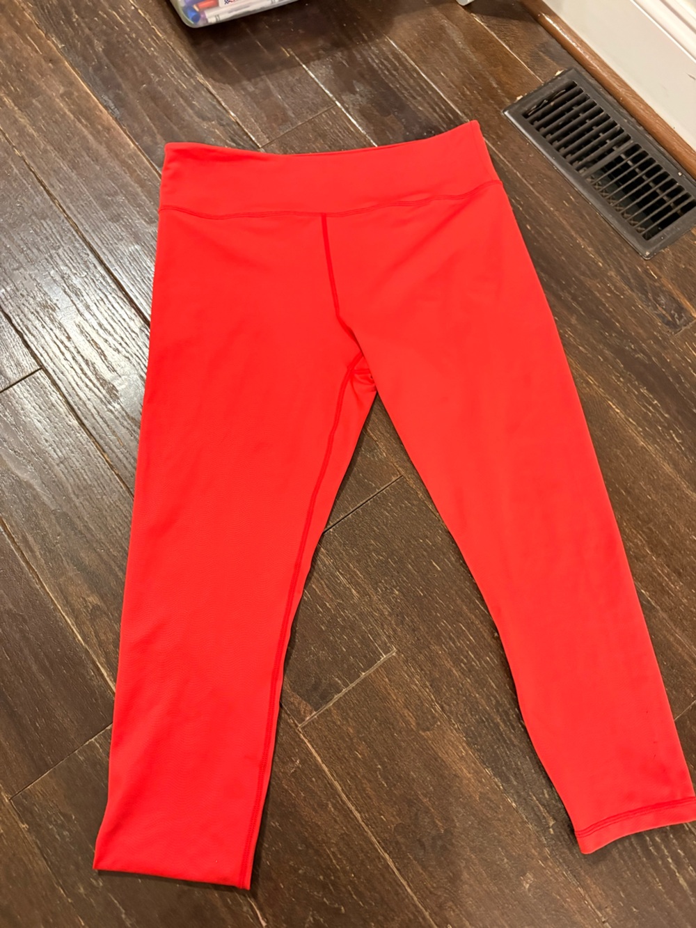 ZYIA womans Bright Red Leggings